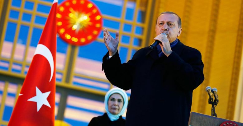 اردوغان: واردات آیفون را ممنوع می‌کنم
