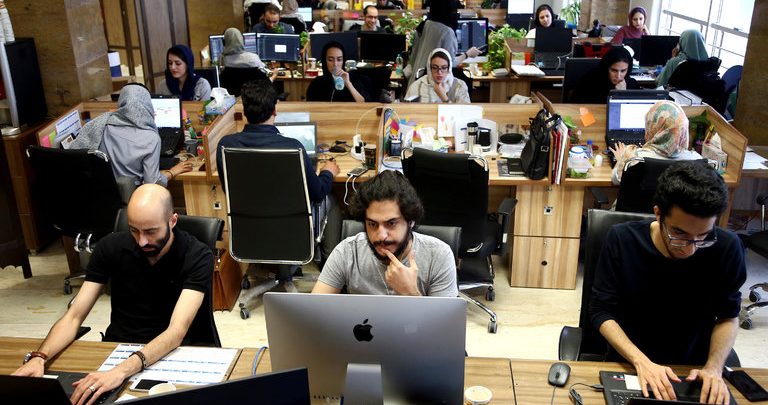 حذف اپلیکیشن‌های ایرانی از اپ‌استور