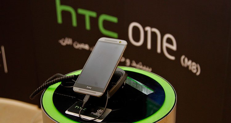 رونمایی رسمی از HTC One M8 در تهران