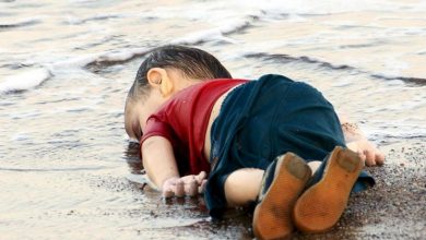 درباره عکس کودک سوری بر ساحل دریا