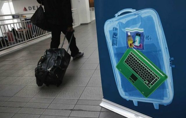 لپ تاپ های تروریست‌ها سد امنیتی فرودگاه‌ها را می شکنند