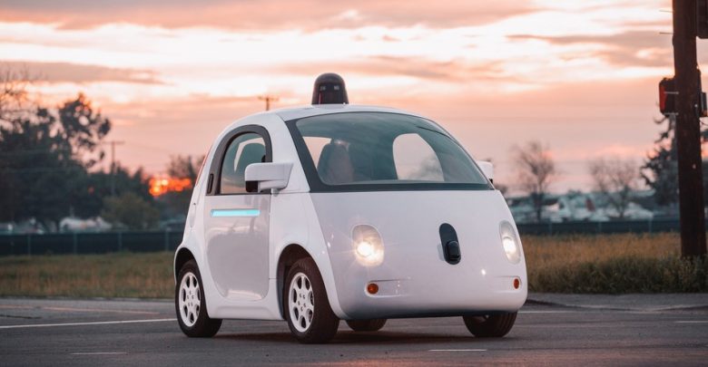 گوگل با خودروی بدون راننده به مصاف Uber می‌رود