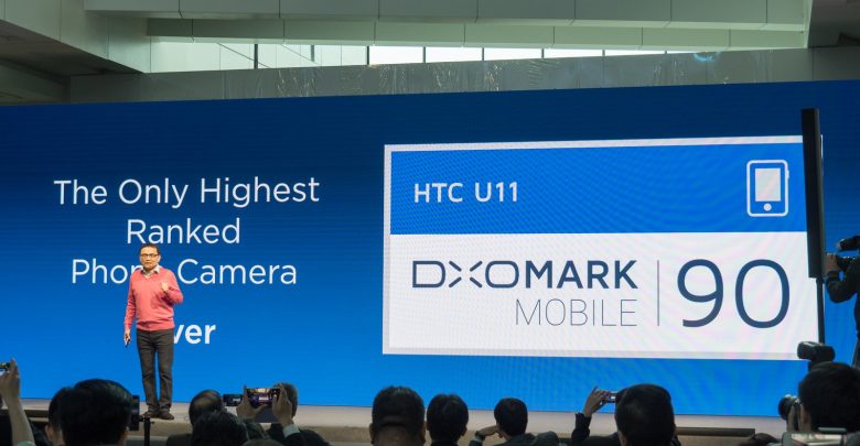 معرفی رسمی گوشی HTC U11