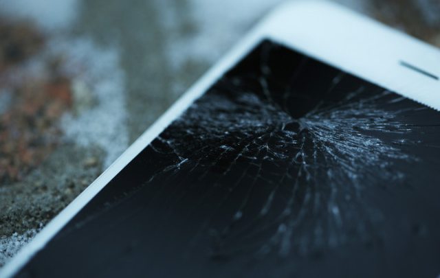 پتنت اپل برای یافتن شکستگی شیشه موبایل