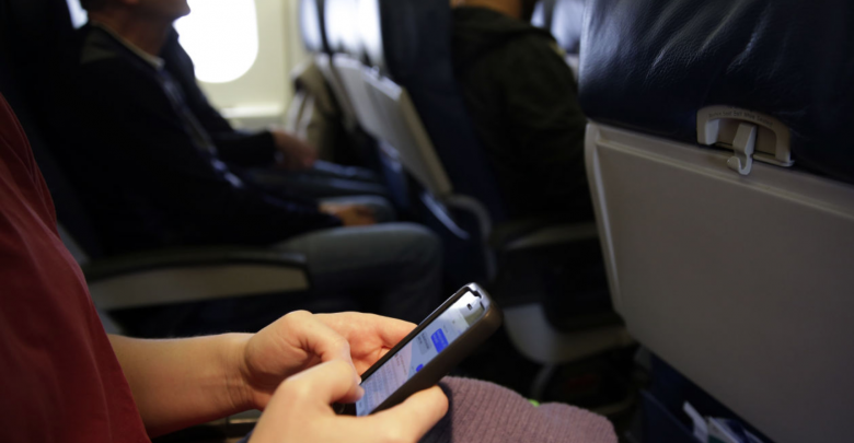چرا اینترنت وای‌فای در هواپیماها رایگان نیست؟