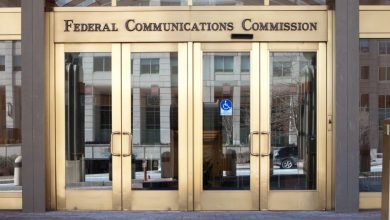 FCC : شرکتهای ISP حق فروش اطلاعات  را ندارند