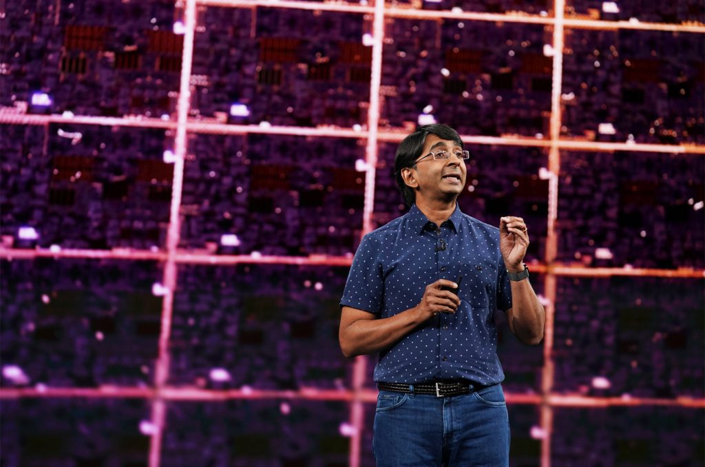 Sri Santhanam یکی از مدیران فنی اپل توضیح داد که چطور یادگیری ماشینی و دیزاین مبتنی بر کاهش مصر انرژی در چیپ A13 Bionic این پردازنده را به سریع‌ترین چیپ در بین تلفنهای هوشمند تبدیل کرده است