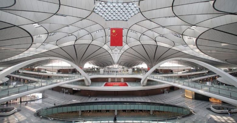 پرواز اولین هواپیماها در فرودگاه جدید 63 میلیارد دلاری پکن