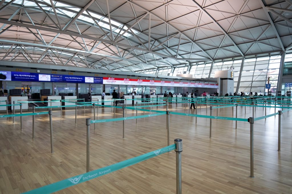 لاین‌های خالی از مسافر در فرودگاه Incheon  سئول