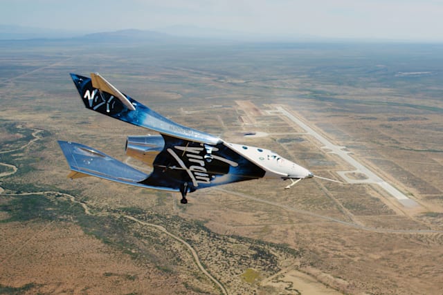 سفینه گردشگری SpaceshipTwo از پایگاه جدید خود به پرواز درآمد