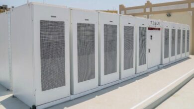 قطر از باتری ‌‌های تسلا برای ذخیره انرژی خورشیدی کمک می‌ گیرد