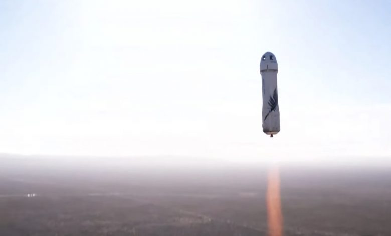 سفر موفقیت‌آمیز ویلیام شاتنر ۹۰ ساله به فضا با موشک بلو اوریجین