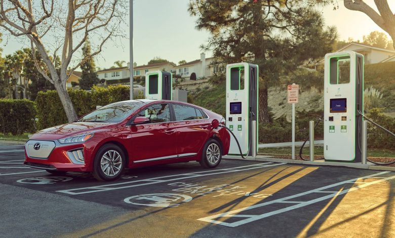 طرح ۵ میلیارد دلاری بایدن برای توسعه زیرساخت‌های شارژ خودروهای الکتریکی