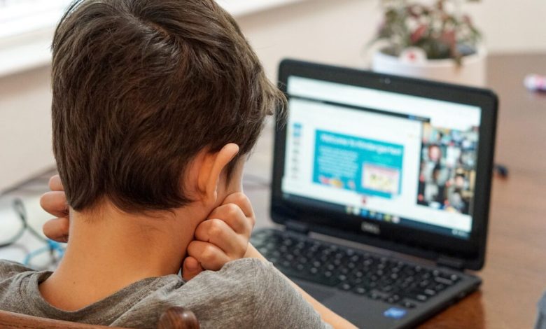اینترنت کودک و نوجوان کلید خورد