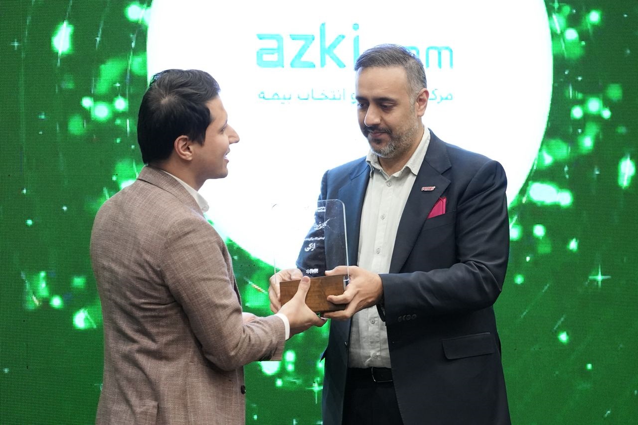 ازکی بهعنوان اینشورتک برتر پنجمین جشنواره نهال فینتک معرفی شد
