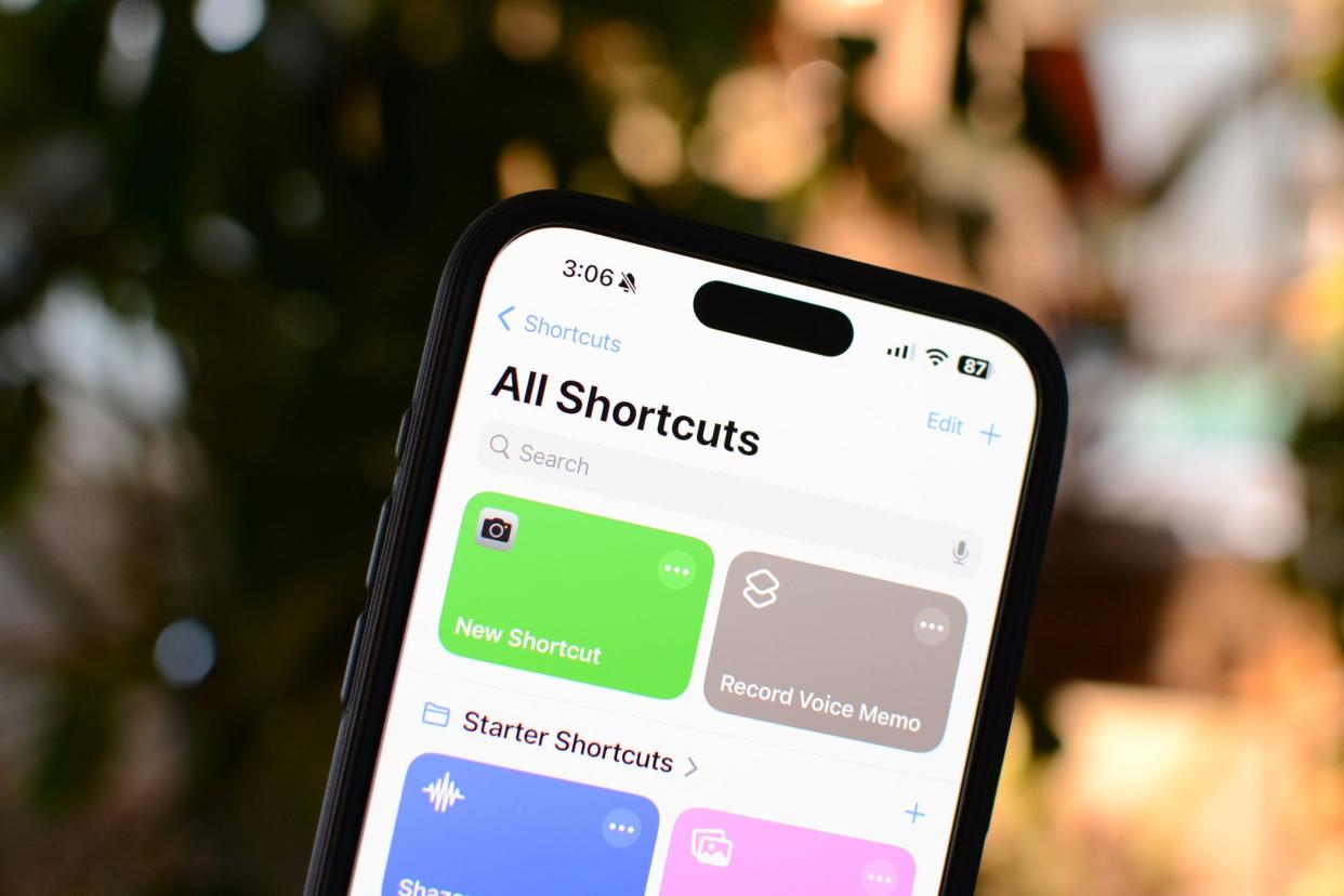 اپل اپلیکیشن Shortcuts را با قابلیتهای هوش مصنوعی تجهیز میکند
