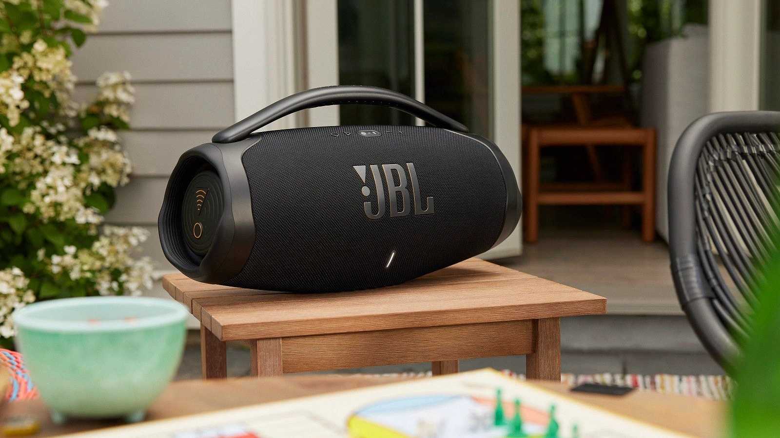 بررسی اسپیکر JBL Charge ۵؛ بخریم یا نه؟