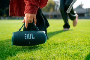 ۷ اسپیکر بلوتوثی باکیفیت برای خانه، سفر و مهمانی ها