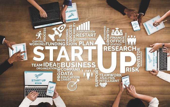 چگونه استارتاپ‌ها می‌توانند در رقابت با غول‌ها تکنولوژی استعدادها را جذب کنند؟