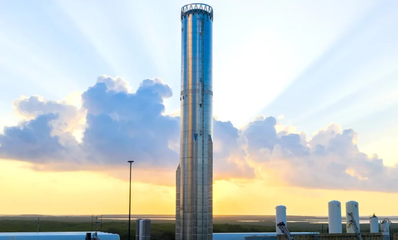 انفجار بوستر نسل جدید استارشیپ اسپیس‌ایکس در مراحل اولیه آزمایش