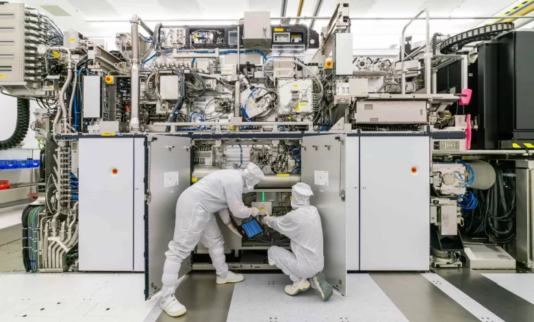 دستگاه EUV مهندسیمعکوسشده چین حتی یک تراشه هم تولید نکرده است