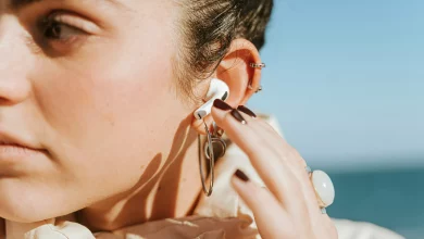 گوگل هر هدفونی را به مترجم همزمان تبدیل میکند