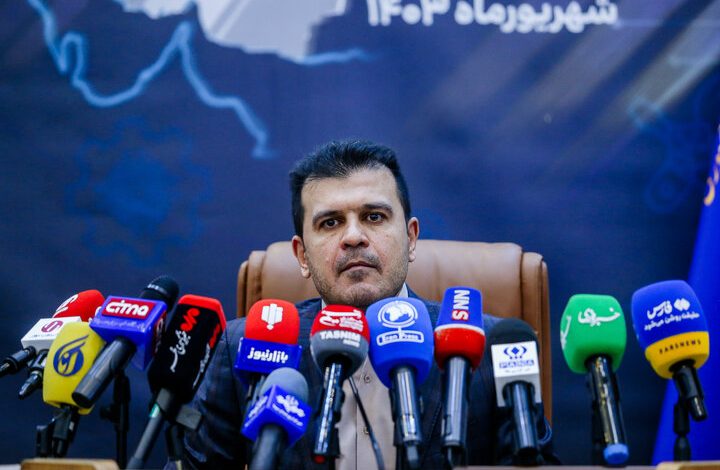 معاون علمی رئیس جمهور: چت‌بات‌های رایگان ایرانی در آینده عرضه می‌شوند