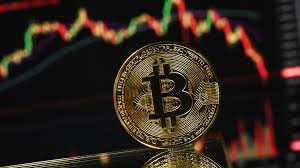 بازگشت نسبی بیت‌کوین پس از سقوط سنگین