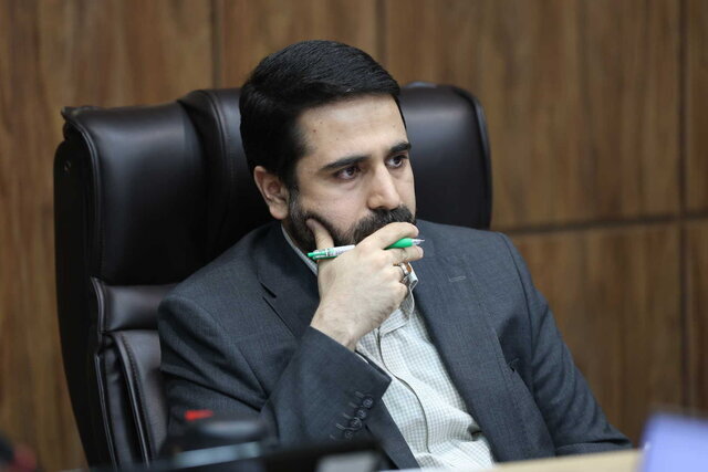 آقامیری: باید زیرساختهای کشور از سخت افزارهای آمریکا پاکسازی شوند
