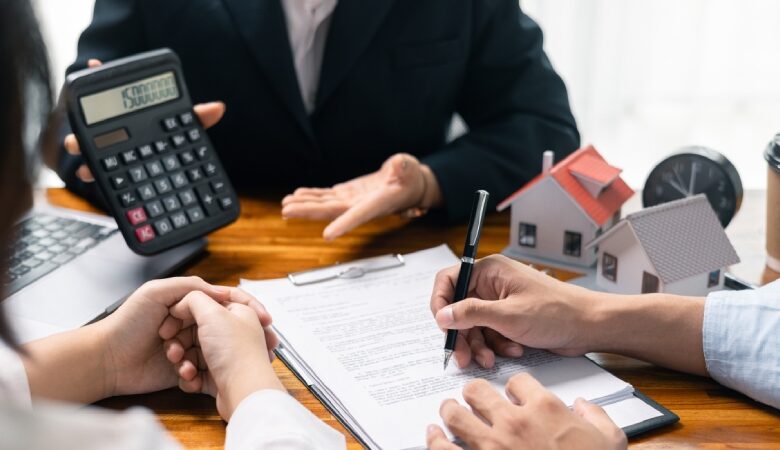 وام با ضامن یا بدون ضامن؛ کدام گزینه برای شما مناسبتر است؟